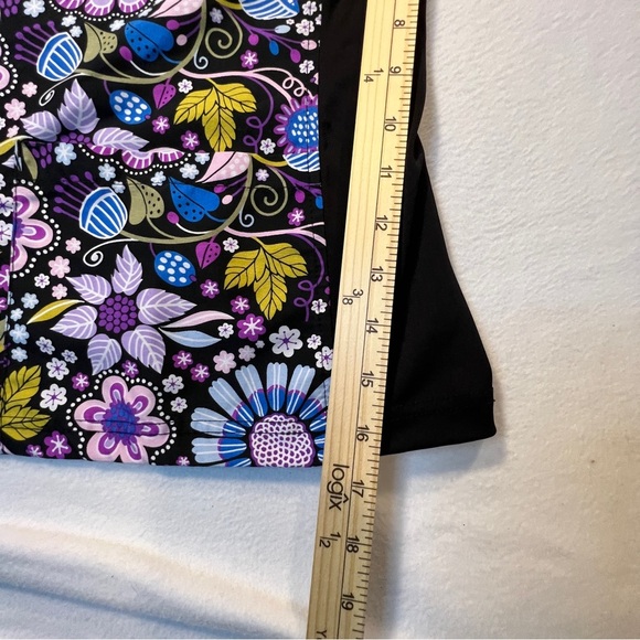 Green Town Scrub Top Purple Black Floral Size Small Medical - Picture 6 of 7